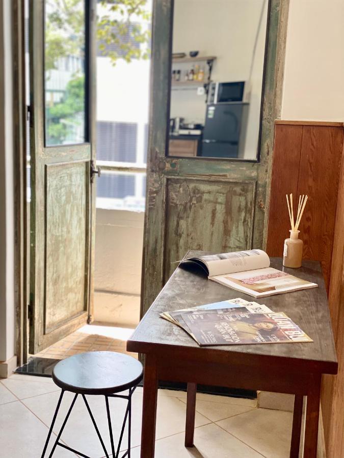 Le Bijou Chic In The Heart Of Saigon Charm With View Apartment Ho Chi Minh City Bagian luar foto